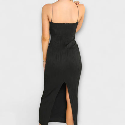 Chic sleeveless, gathered maxi dress